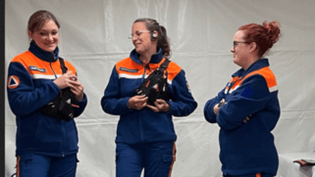 Équipe de bénévoles, esprit collectif