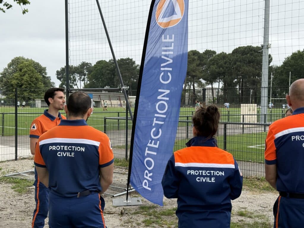 Dispositif Protection Civile de Talence — feux Gironde 2026 Bénévoles de la Protection Civile de Talence en opération lors des incendies de Gironde 2026